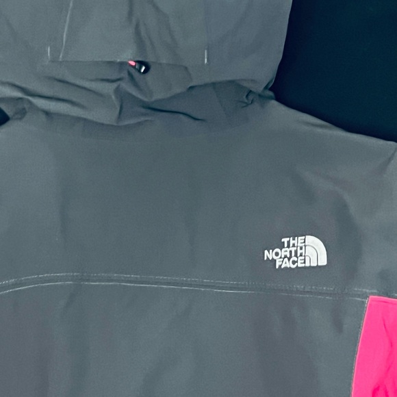 The North Face “Hyvent” Jacket, Women’s XS & LIKE NEW! - Picture 10 of 10